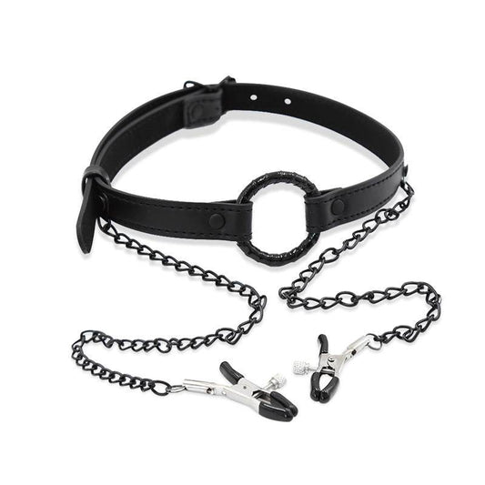 Bâillon Anneau avec pince à tétons | Gag Ring BDSM - SM chaîne et collier en cuir vegan noir mat de la gamme Black SHADOW de la marque INTOYOU vue du bâillon