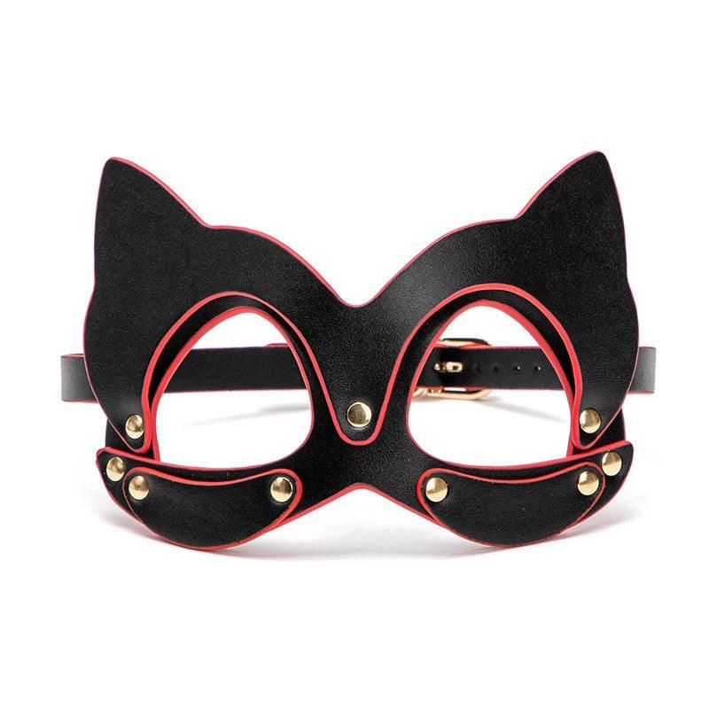 kit Coffret Bondage débutant 8 pièces noir rouge - Coffret BDSM - SM de la marque BLACKWOLF vue du masque Kit BDSM