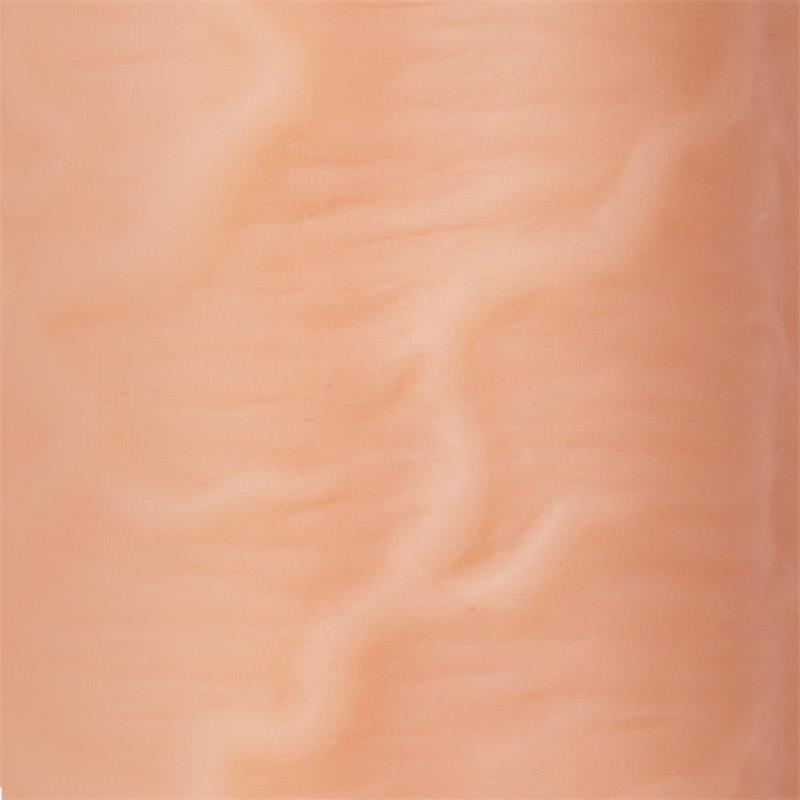 MARCUS 3.0 dildo réaliste vibrant avec télécommande de la gamme Centauro de la marque INTOYOU vue détaillé de l'effet réaliste du dildo